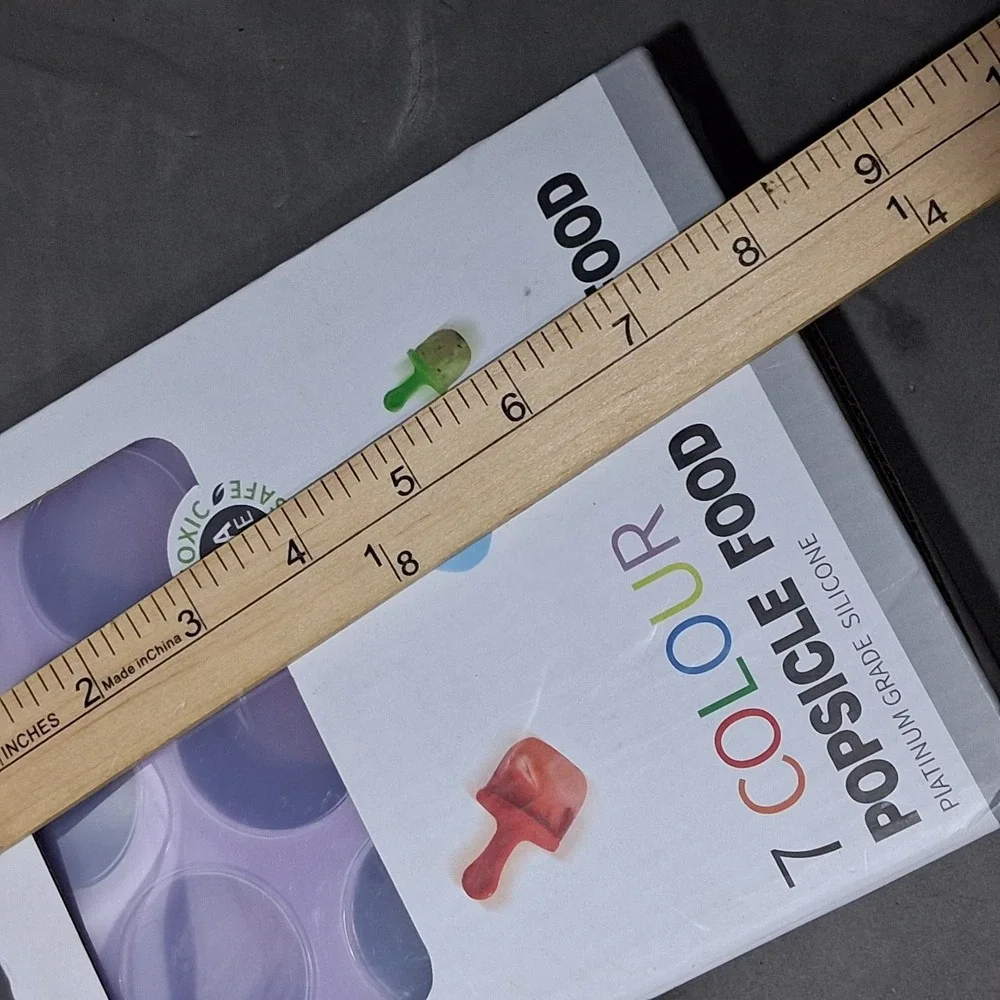 Brand New Silicone BPA Free Ice‎ Pop Mold 7 Colour by JBYAMUS